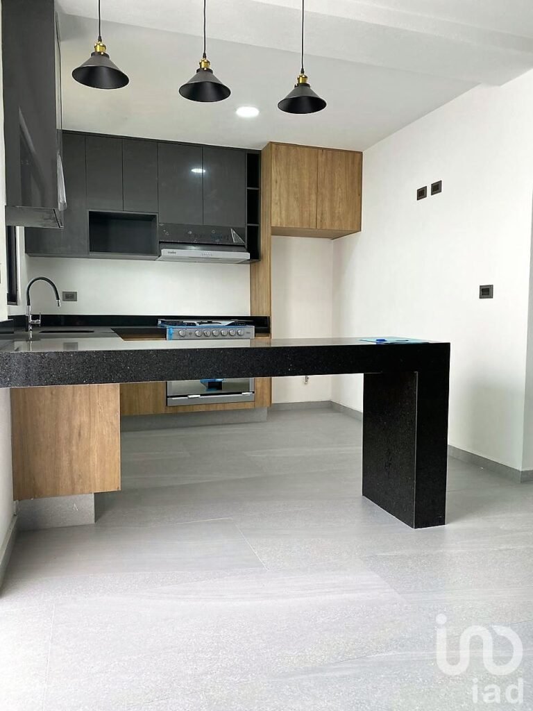 CASA EN VENTA PEDREGAL DE SCHOENSTATT, CORREGIDORA