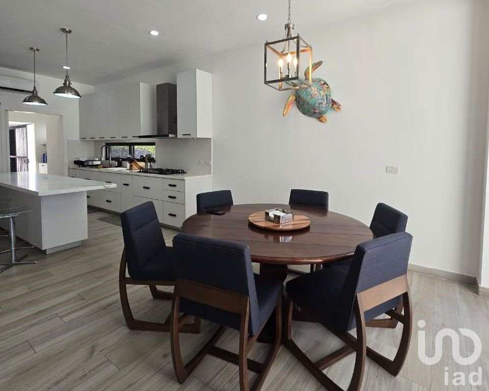 Se vende casa en El Cid, Mazatlán, Sinaloa.