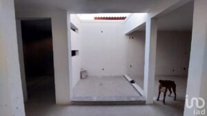 VENTA DE CASA ESN SAN JOSE OBRERO A DOS CALLES DEL AEROPUERTO URUAPAN MICH