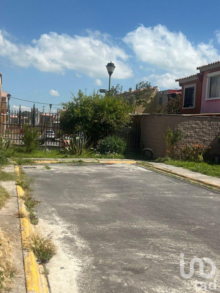 CASA EN  VENTA EN HACIENDA DEL BOSQUE EN TECAMAC