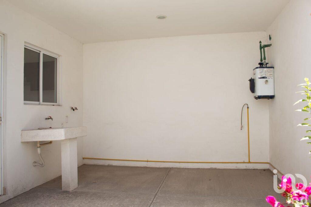 VENTA DE CASA NUEVA CON ROOF GARDEN ATRÁS DE PLAZA SAN DIEGO, PUEBLA.