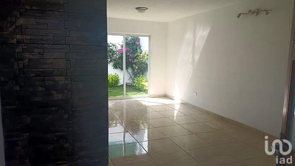 VENTA DE CASA NUEVA CON ROOF GARDEN ATRÁS DE PLAZA SAN DIEGO, PUEBLA.