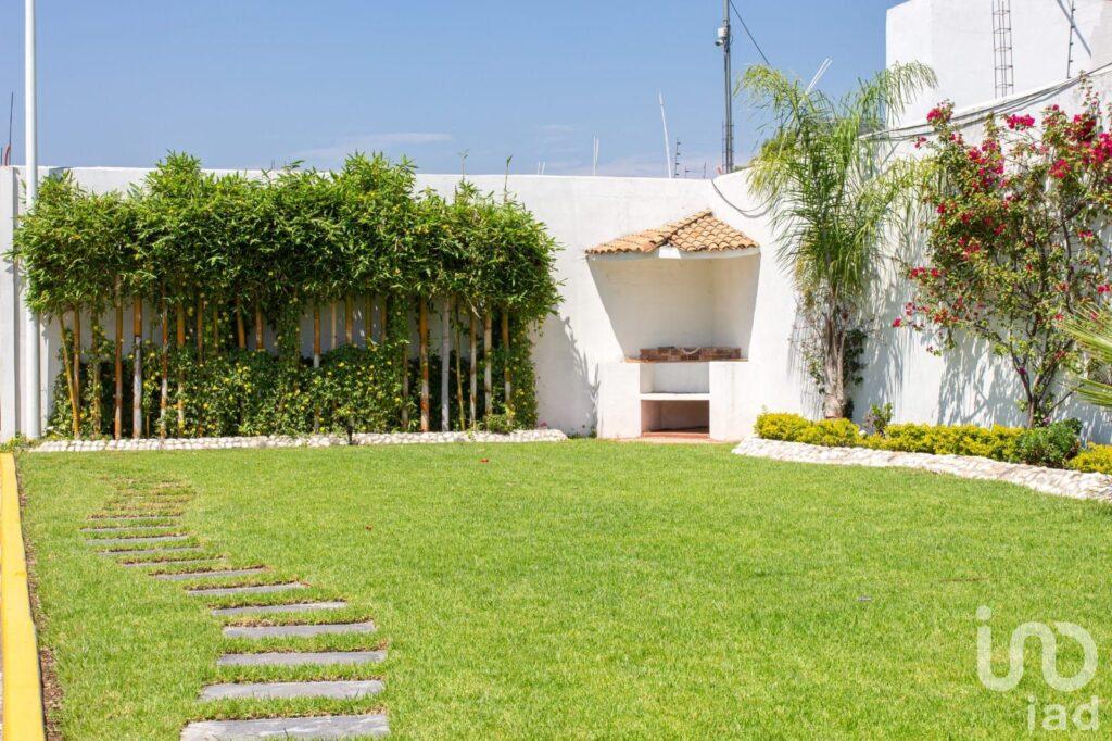 VENTA DE CASA NUEVA CON ROOF GARDEN ATRÁS DE PLAZA SAN DIEGO, PUEBLA.