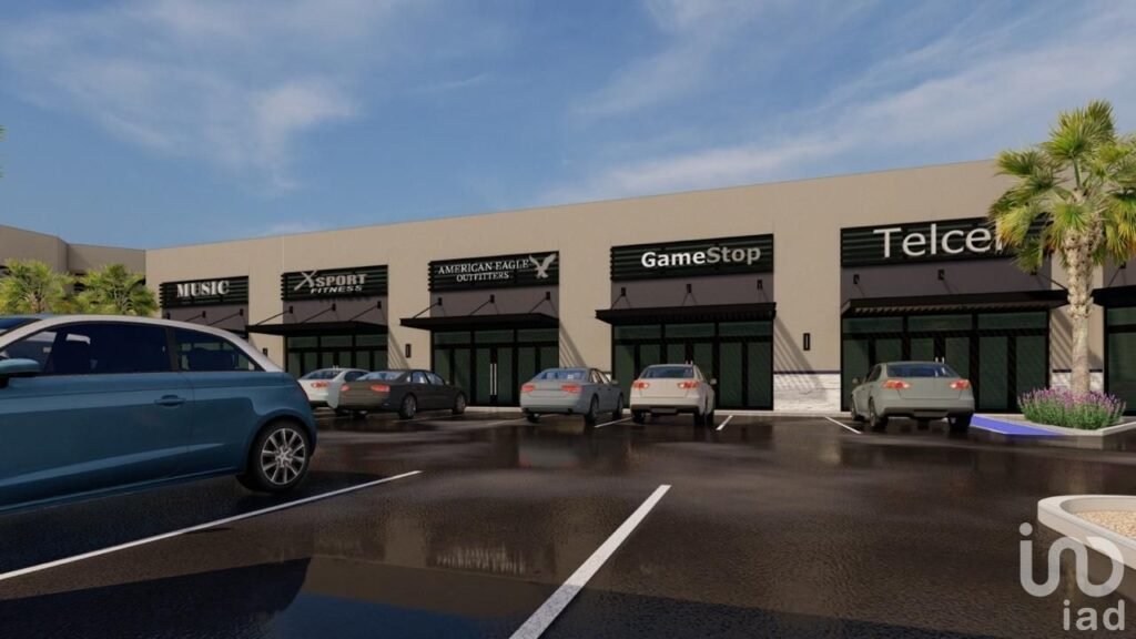 LOCAL COMERCIAL EN PLAZA CERCA DEL PUENTE ZARAGOZA, CD JUAREZ CHIH