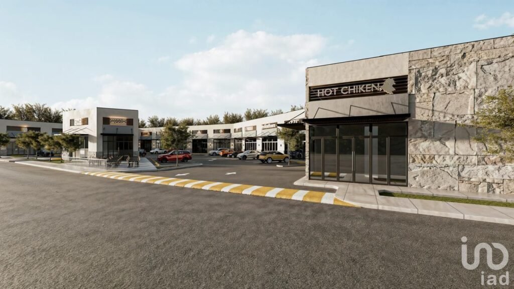 LOCAL COMERCIAL EN PLAZA CERCA DEL PUENTE ZARAGOZA, CD JUAREZ CHIH