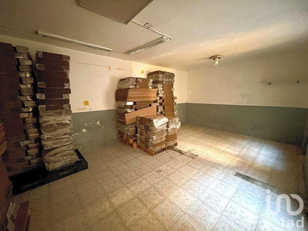 CUAUHTEMOC. Colonia Paulino Navarro. Casa para remodelar, en zona muy centrica.