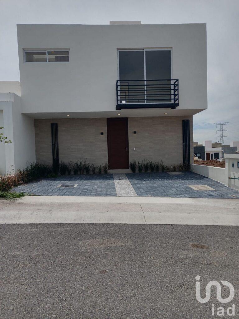 CASA EN VENTA CIUDAD MESETA FRENTE A SONTERRA QUERETARO