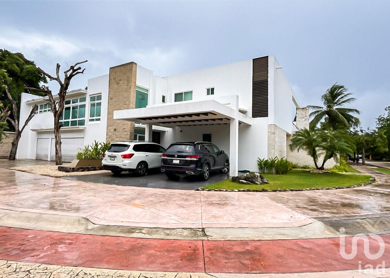 CASA EN RENTA RESIDENCIAL LAGOS DEL SOL