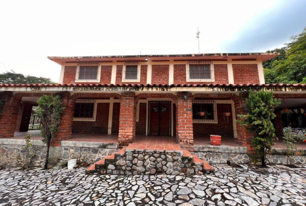 Casa en venta en El Chivato, Colima, Mexico
