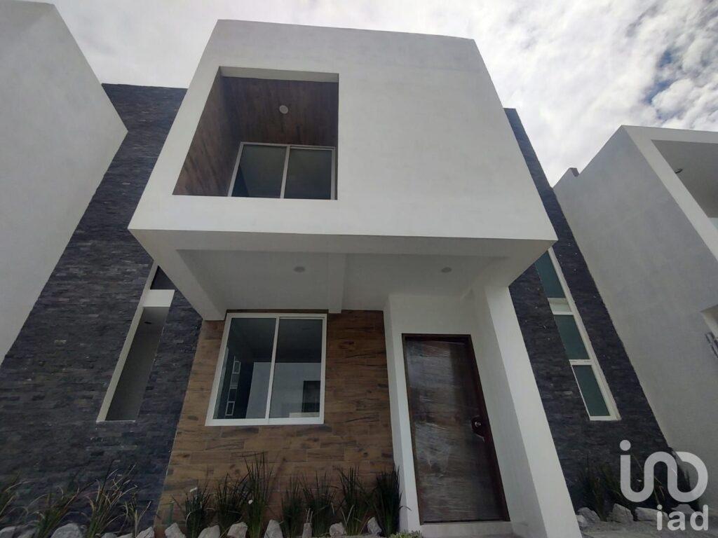 CASA EN VENTA FRACCIONAMIENTO LA CASACADA RESIDENCIAL PACHUCA