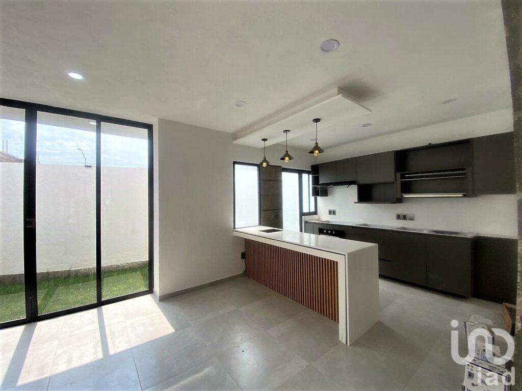 CASA EN VENTA PEDREGAL DE SCHOESTTAT, SAN PABLO, CORREGIDORA, QRO