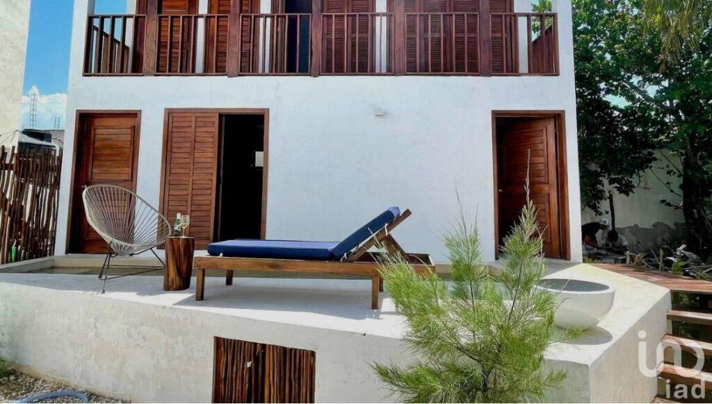 VENDO CASA CHALET EN MADERA A METROS DE LA PLAYA EN LA ISLA DE HOLBOX, Q.ROO