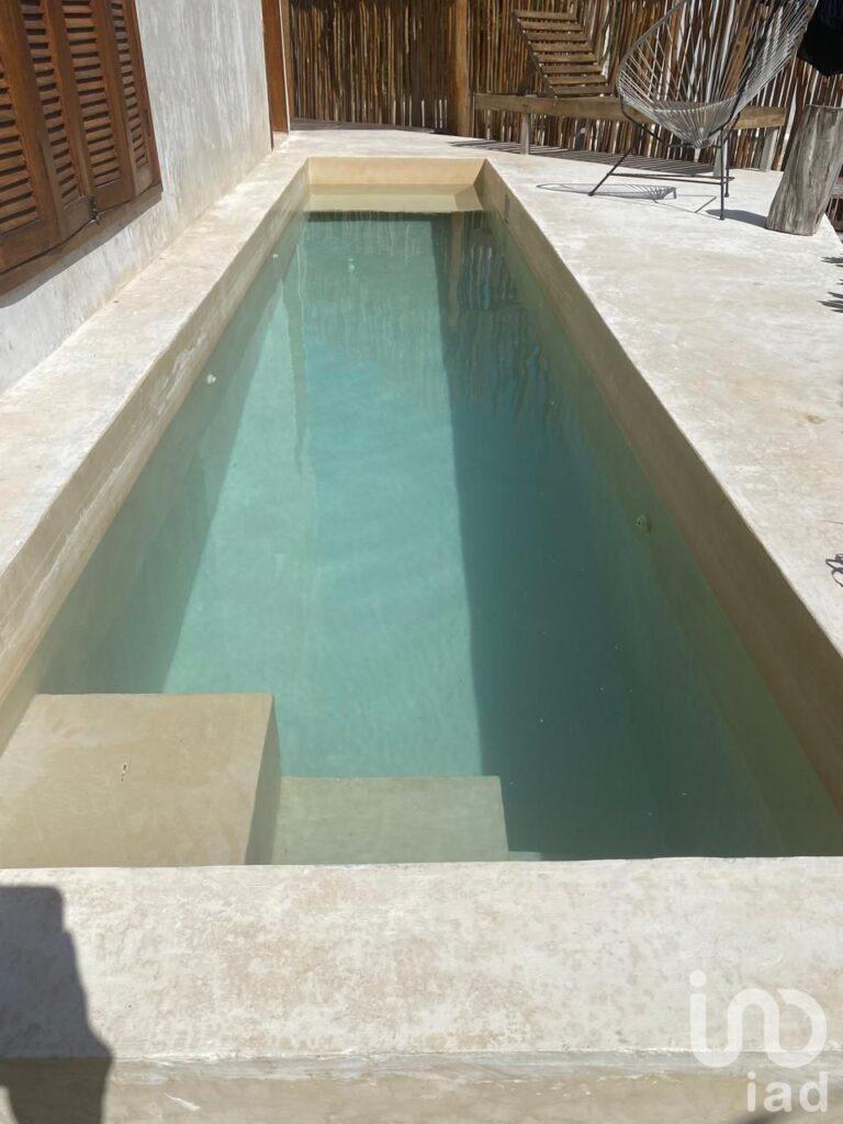 VENDO CASA CHALET EN MADERA A METROS DE LA PLAYA EN LA ISLA DE HOLBOX, Q.ROO