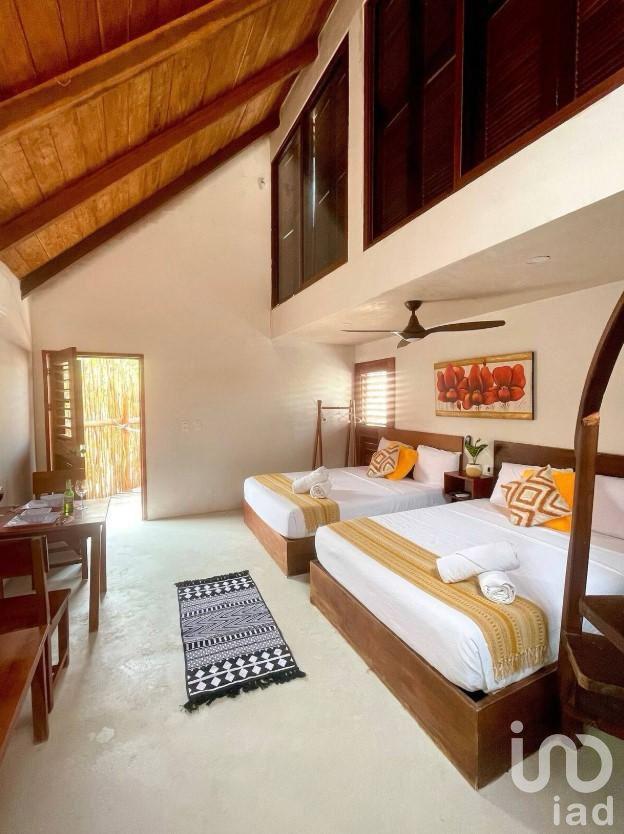 VENDO CASA CHALET EN MADERA A METROS DE LA PLAYA EN LA ISLA DE HOLBOX, Q.ROO