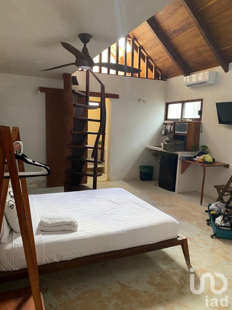 VENDO CASA CHALET EN MADERA A METROS DE LA PLAYA EN LA ISLA DE HOLBOX, Q.ROO