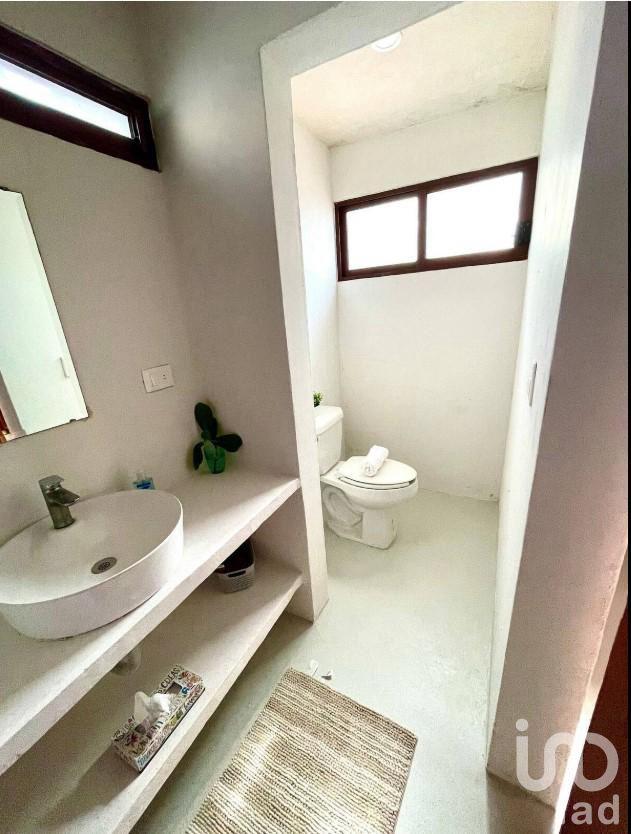 VENDO CASA CHALET EN MADERA A METROS DE LA PLAYA EN LA ISLA DE HOLBOX, Q.ROO