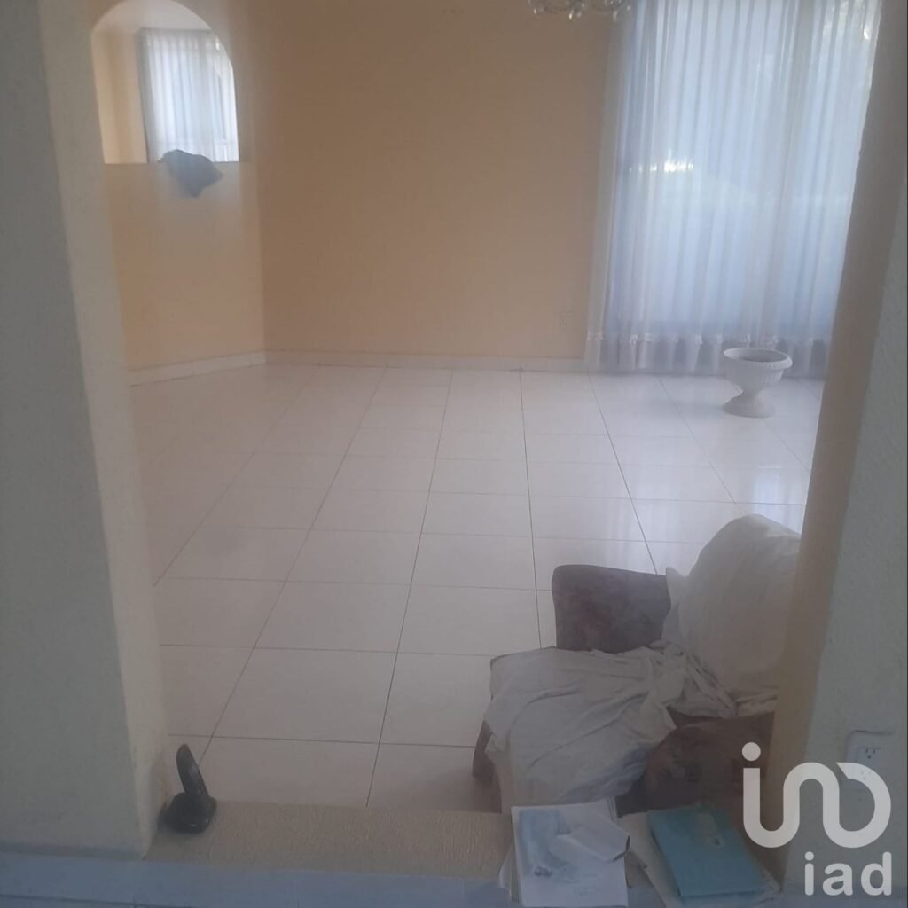 Casa en Venta en Col. Arcos del Alba, Edo. De Mexico