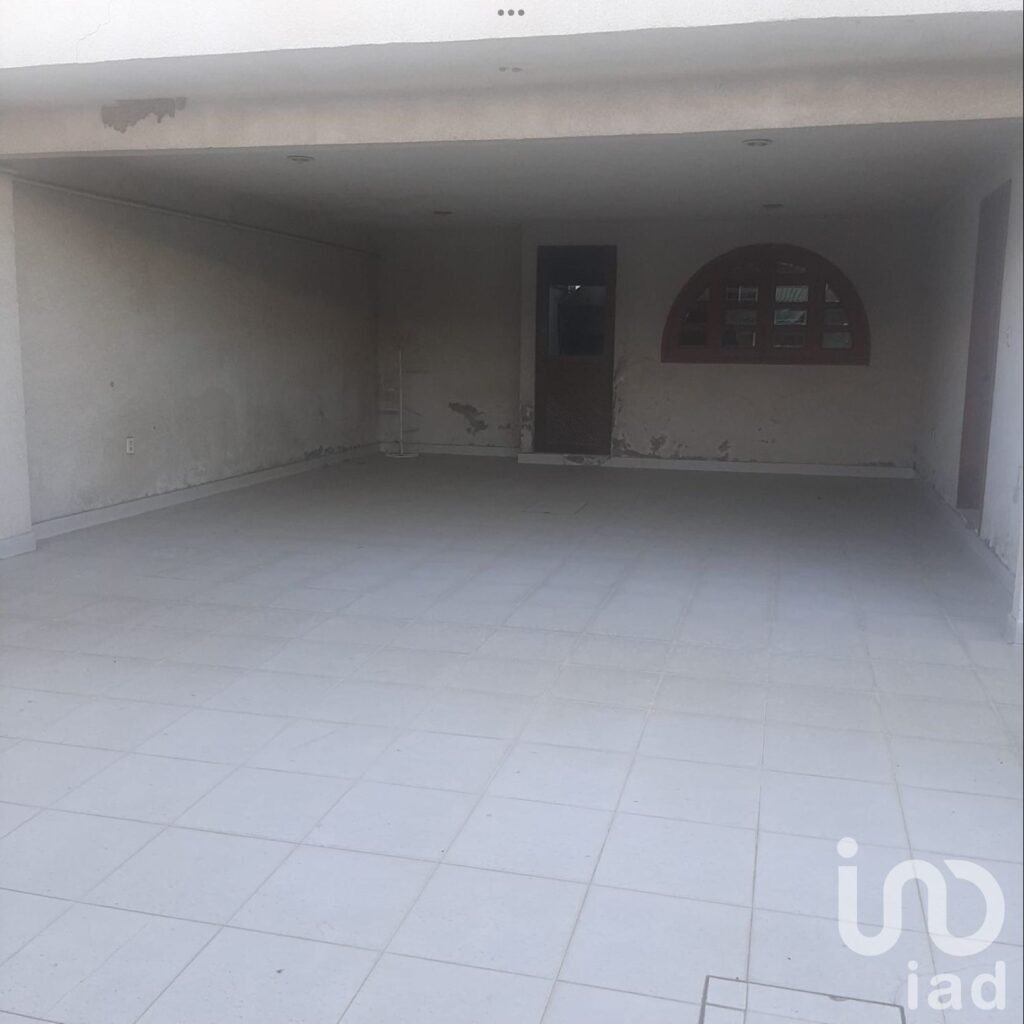 Casa en Venta en Col. Arcos del Alba, Edo. De Mexico