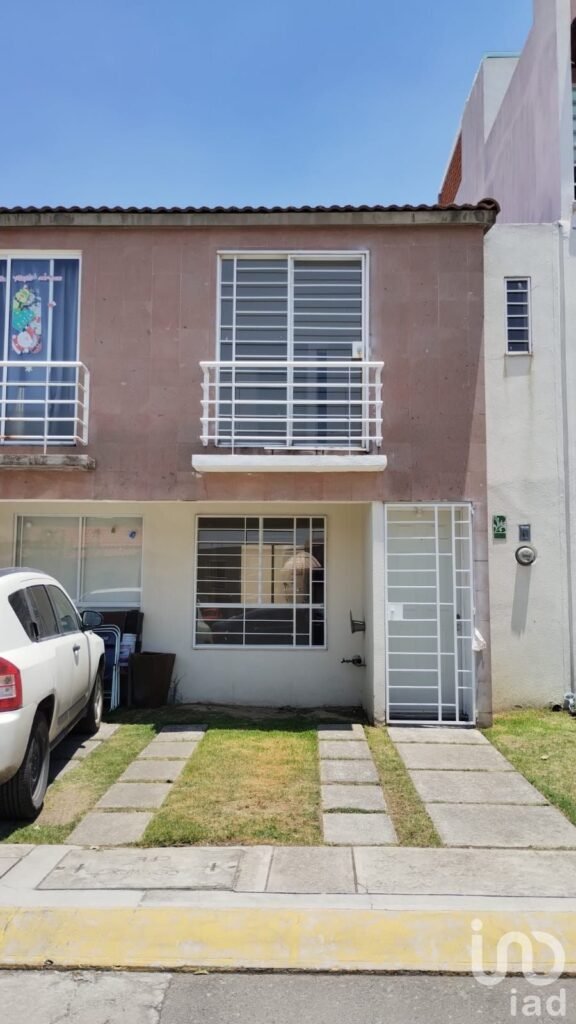 Casa en venta en Conjunto Habitacional "Galaxia Lerma"
