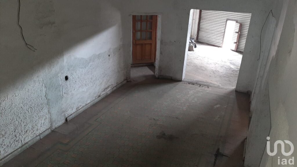 Local EN RENTA Blvd Carmen Serdan con Mezzanine, Puebla