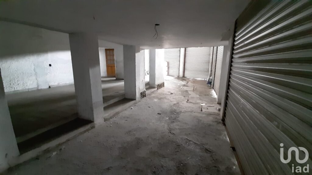 Local EN RENTA Blvd Carmen Serdan con Mezzanine, Puebla