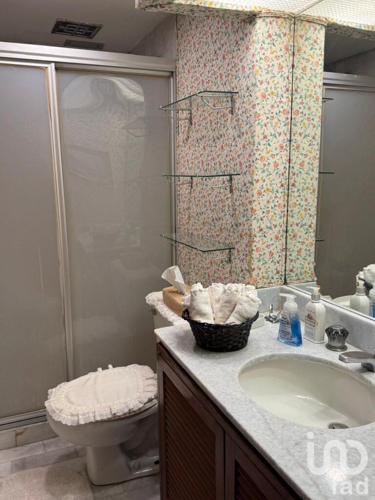 Departamento en Venta en Residencial Bosques de Reforma en Bosques de las Lomas, CDMX