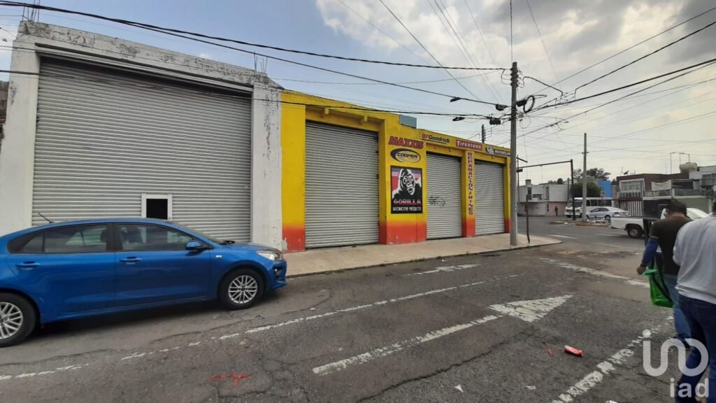 Local en Renta Blvd Carmen Serdan entrada Trailer, Puebla