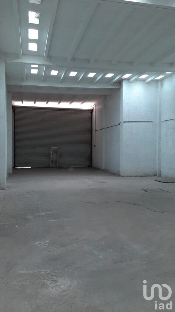 Local en Renta Blvd Carmen Serdan entrada Trailer, Puebla