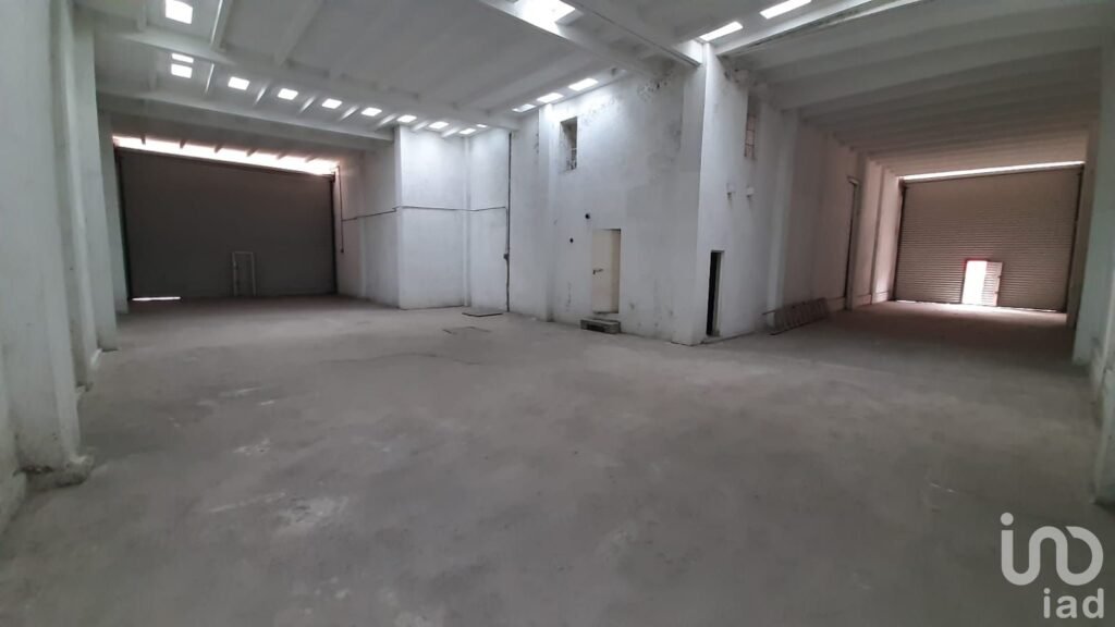 Local en Renta Blvd Carmen Serdan entrada Trailer, Puebla