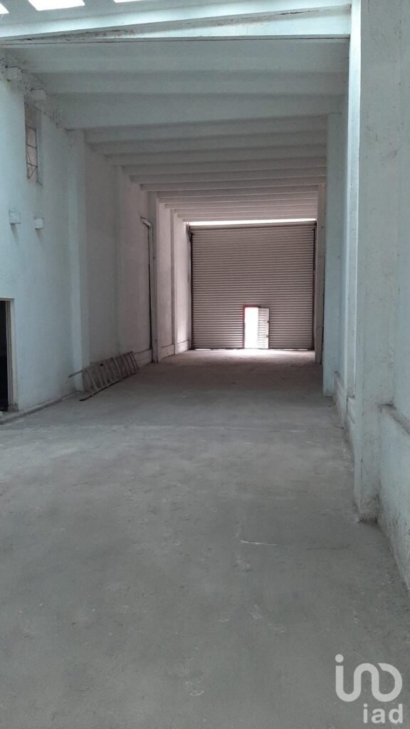 Local en Renta Blvd Carmen Serdan entrada Trailer, Puebla