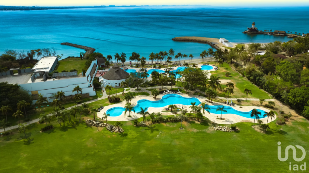 Modernos Departamentos Amueblados en Venta en Bahía de Banderas, en La Riviera Nayarit