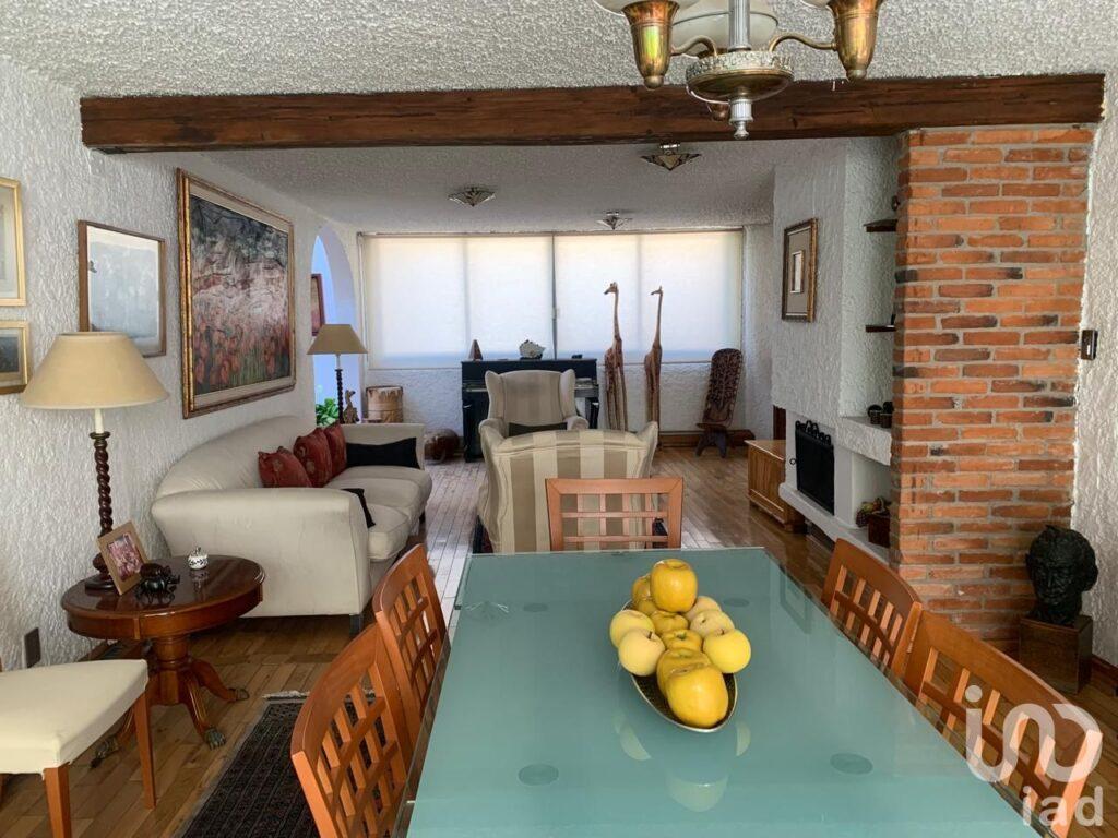 Casa en Cuajimalpa, a 5 minutos de autopista, en condominio con vigilancia