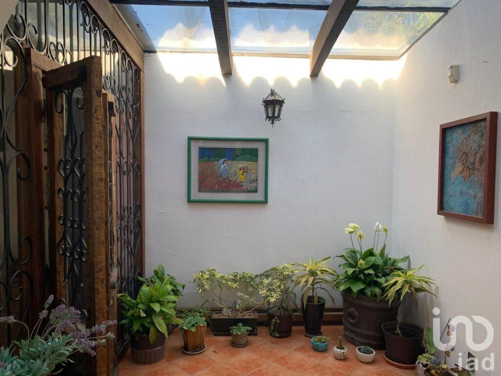 Casa en Cuajimalpa, a 5 minutos de autopista, en condominio con vigilancia