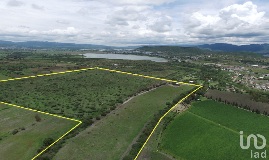 Terreno de 28 Hectáreas en VENTA, Sta. Rosa de Jauregui, Queretaro. Listo para desarrollo (hab/ind)