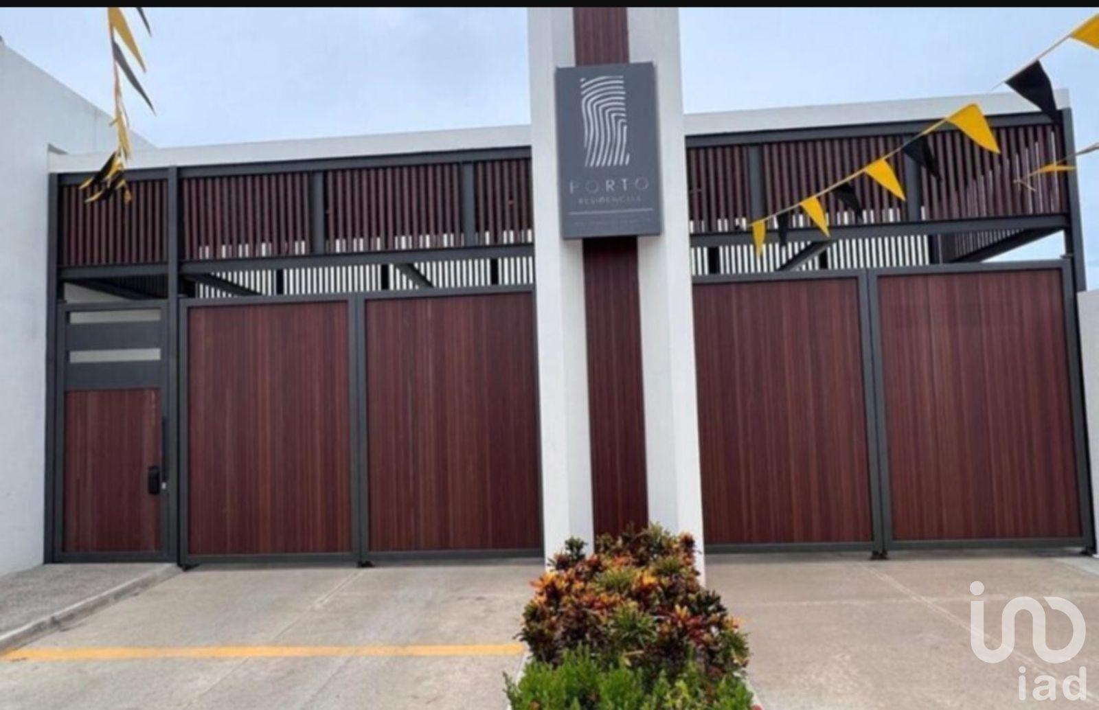 CASA UNIFAMILIAR EN VENTA EN VALLARTA COLONIA JARRETADERAS