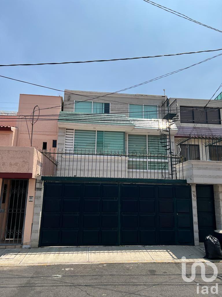 Casa en Venta 4 recamaras Coyoacán