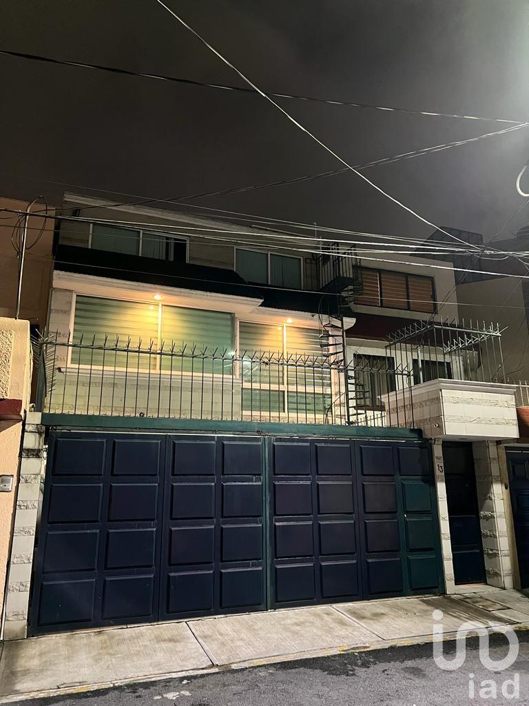 Casa en Venta 4 recamaras Coyoacán