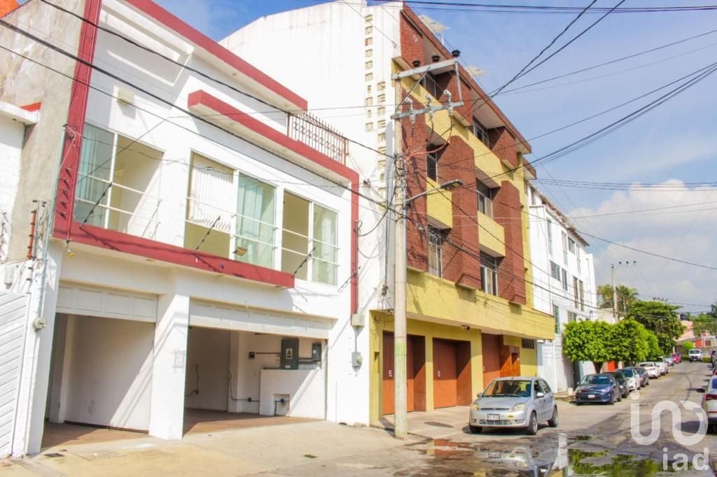 CASA EN RENTA PARA OFICINAS Y NEGOCIO COMERCIAL EN LASW PALMAS Y CON DEPARTAMENTO EN EL TERCER PISO CASA EN RENTA PARA OFICINAS Y NEGOCIO COMERCIAL EN LASW PALMAS Y CON DEPARTAMENTO EN EL TERCER PISO