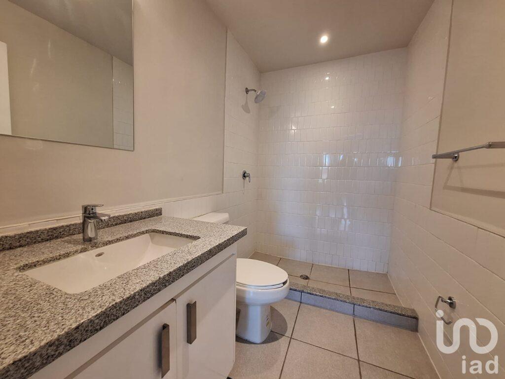 DEPARTAMENTO EQUIPADO DE 1 RECAMARA EN RENTA, CON ALBERCA Y GYM, ZONA EJERCITO NACIONAL, CD JUAREZ