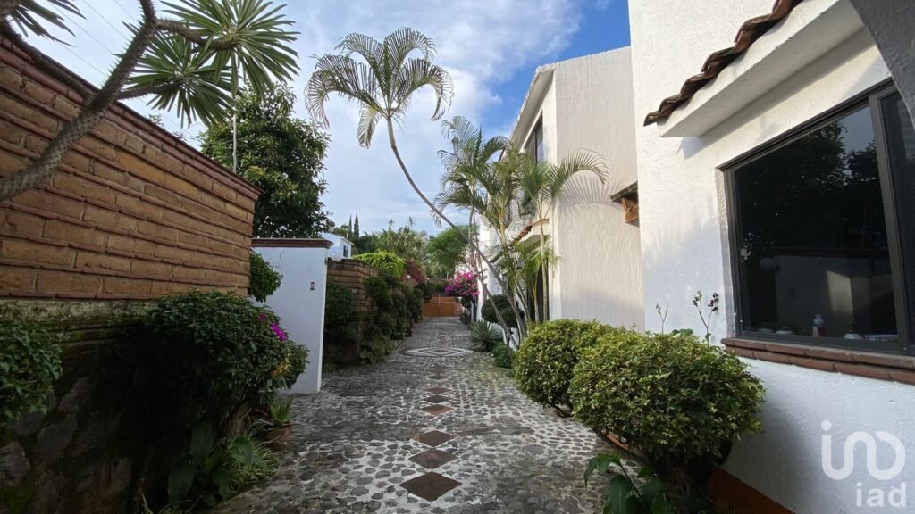 Casa en venta en condominio en Cuernavaca