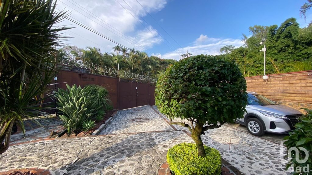 Casa en venta en condominio en Cuernavaca