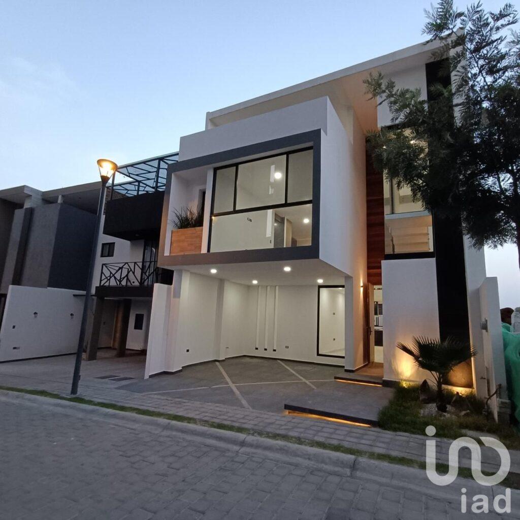 Casa en Venta en Angelopolis Punta Cascatta