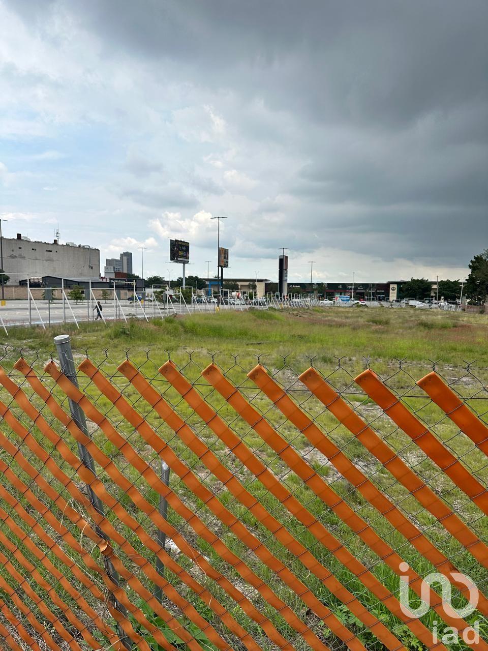 VENTA O RENTA DE TERRENO USO DE SUELO MIXTO