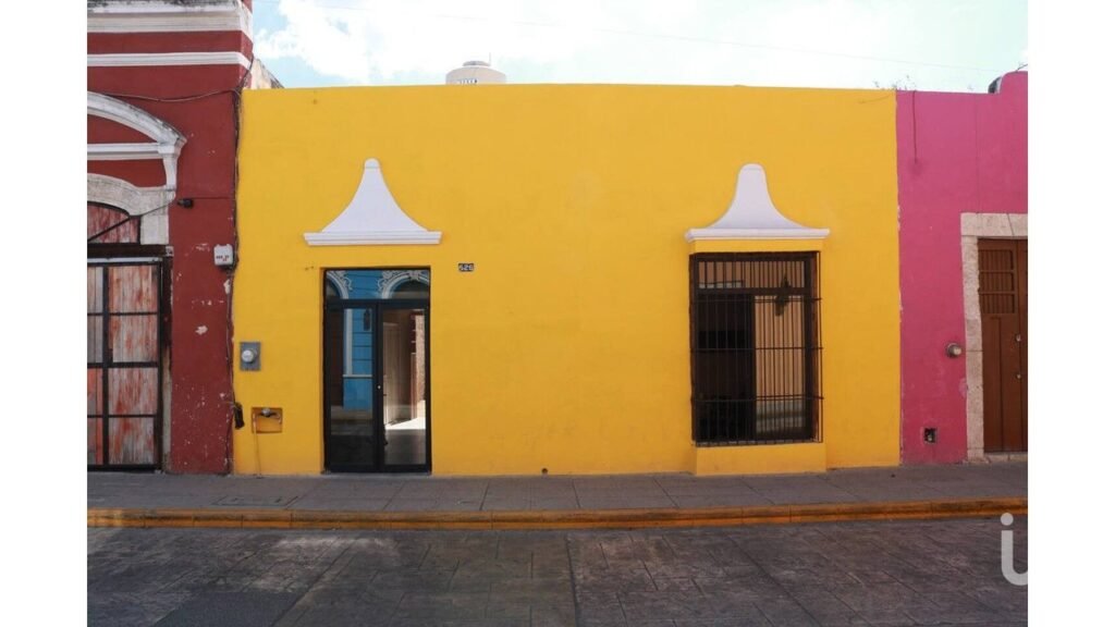 CASA EN RENTA  EN EL CENTRO HISTÓRICO DE MÉRIDA, YUCATÁN, ESTILO COLONIAL
