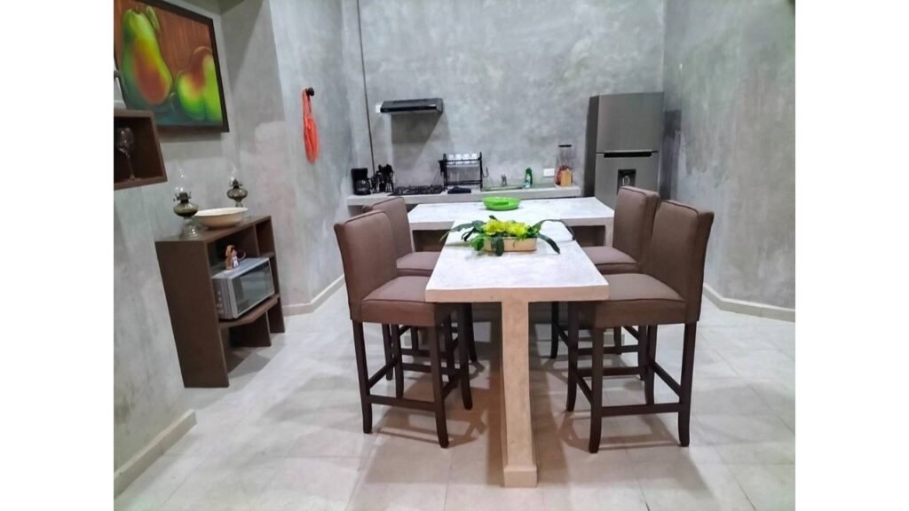 CASA EN RENTA  EN EL CENTRO HISTÓRICO DE MÉRIDA, YUCATÁN, ESTILO COLONIAL