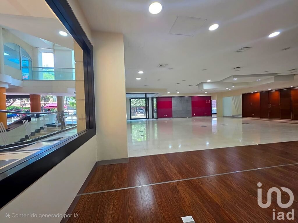 Se renta local comercial en Insurgentes sur.