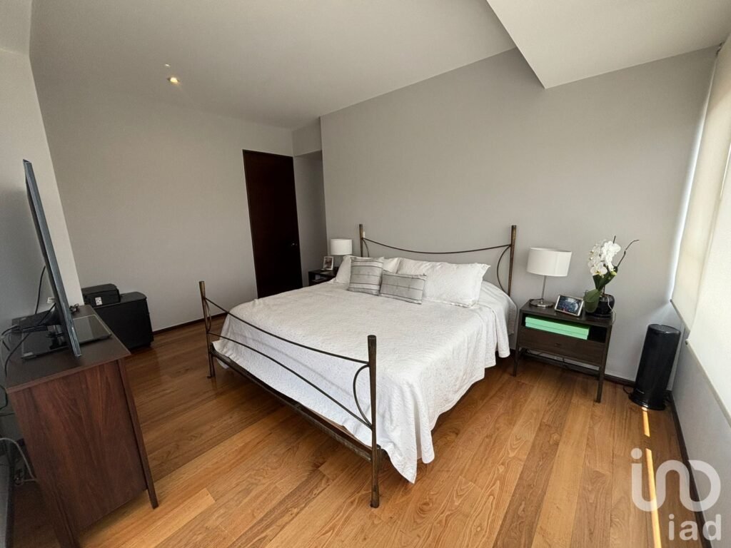 Se vende departamento en Tres cumbres  Santa Fe