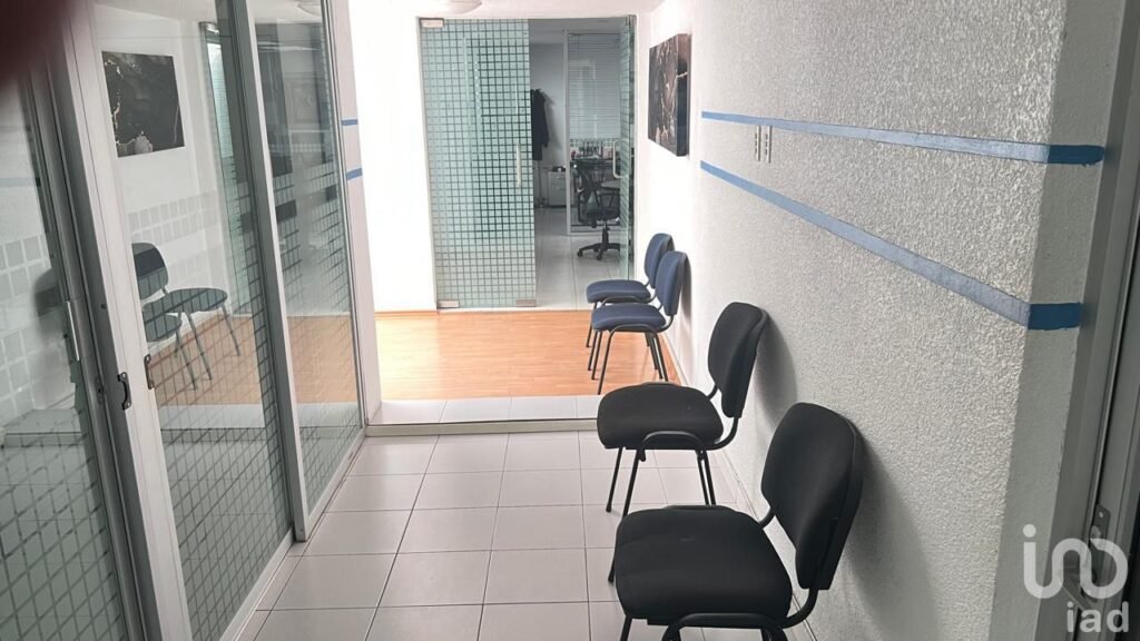 CASA EN VENTA IDEAL PARA OFICINAS O ESCUELA