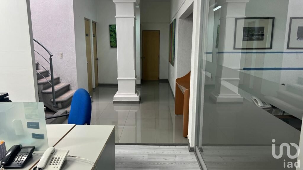 CASA EN VENTA IDEAL PARA OFICINAS O ESCUELA