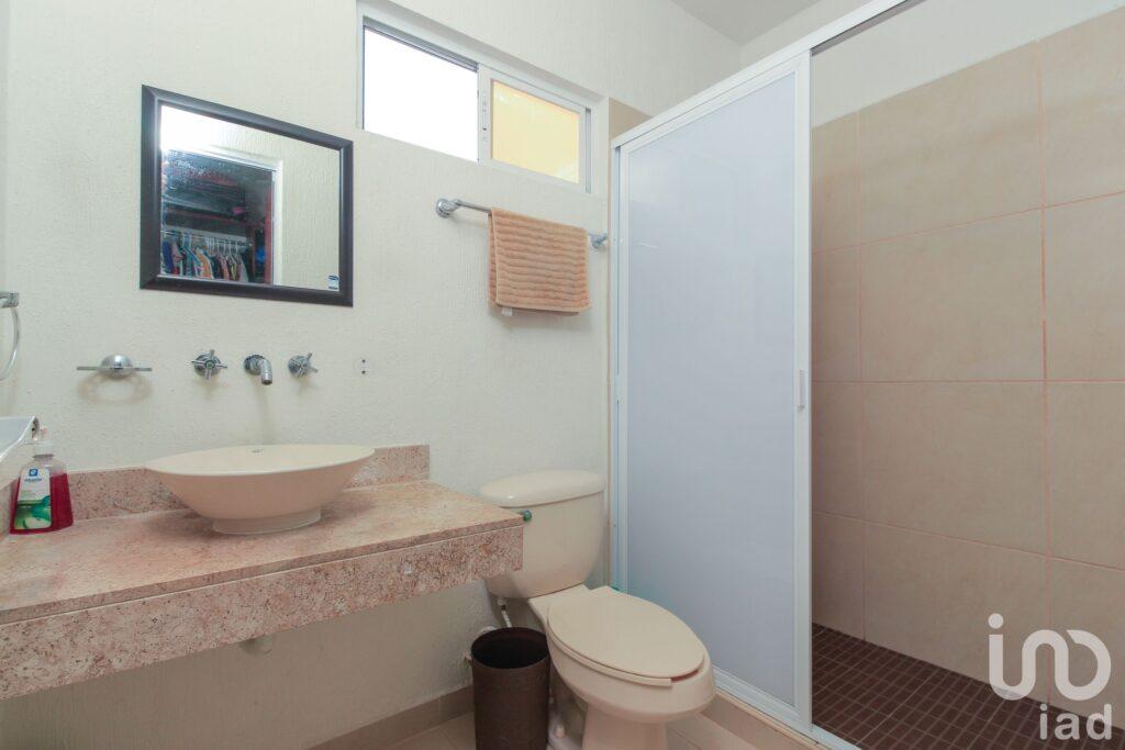 Hermosa Casa Bugambilias en fracc. Los olivos